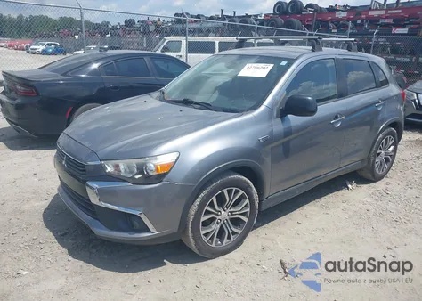 2016 Mitsubishi Outlander Sport 2.0 Es z USA, uszkodzony, nr VIN JA4AP3AU3GZ024599